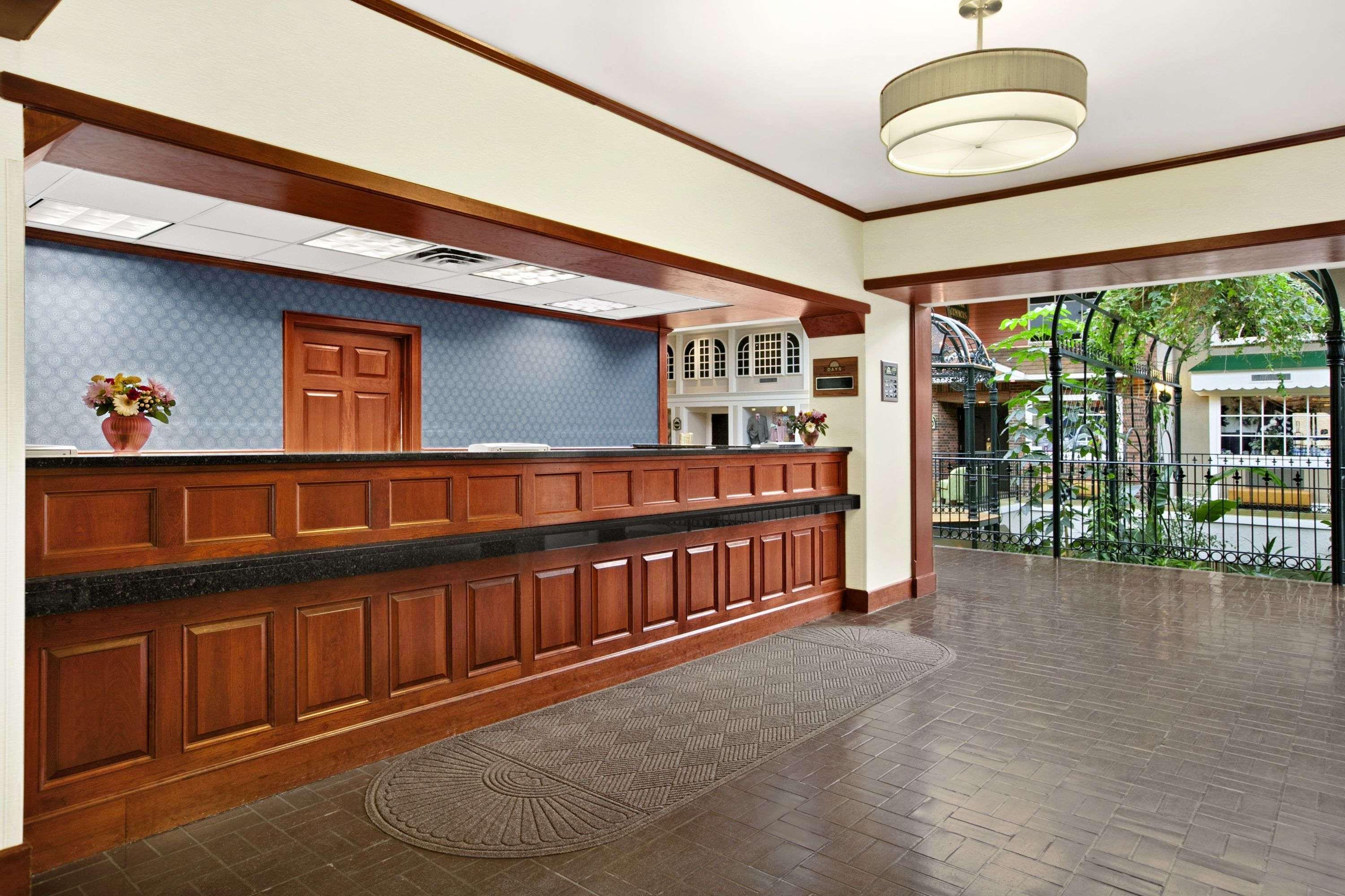 Days Inn By Wyndham Penn State State College Ngoại thất bức ảnh